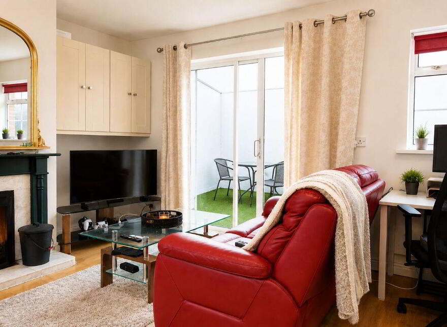 3 Geraldine Mews, Albert Road, Blackrock, T12HFN3
