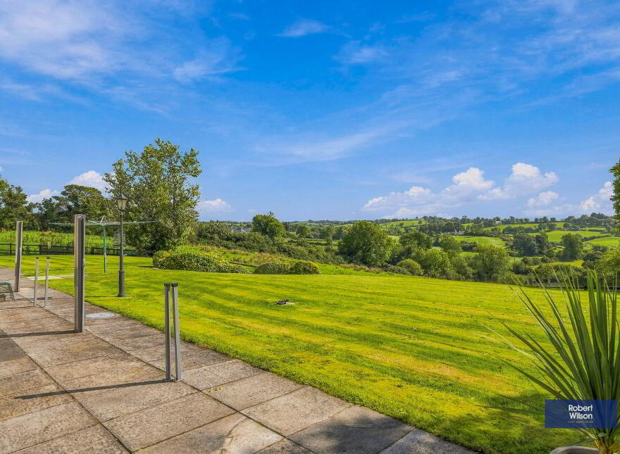 42 Dublinhill Road, Dromore, BT25 1SY