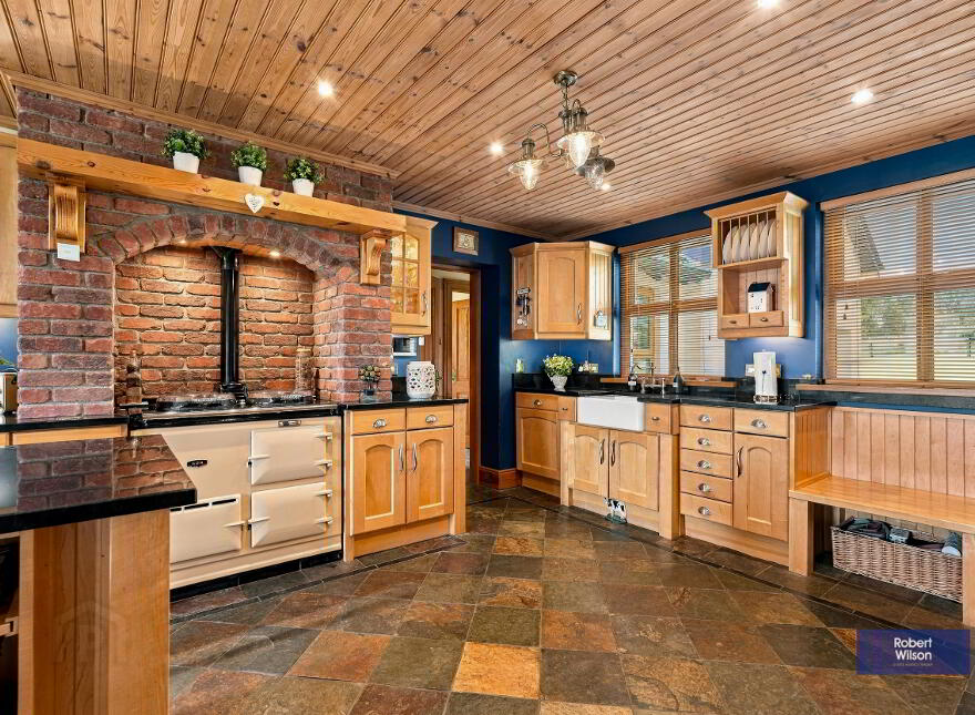 42 Dublinhill Road, Dromore, BT25 1SY