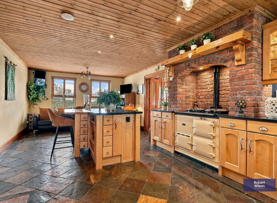 42 Dublinhill Road, Dromore, BT25 1SY