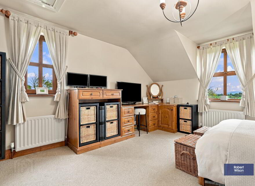 42 Dublinhill Road, Dromore, BT25 1SY