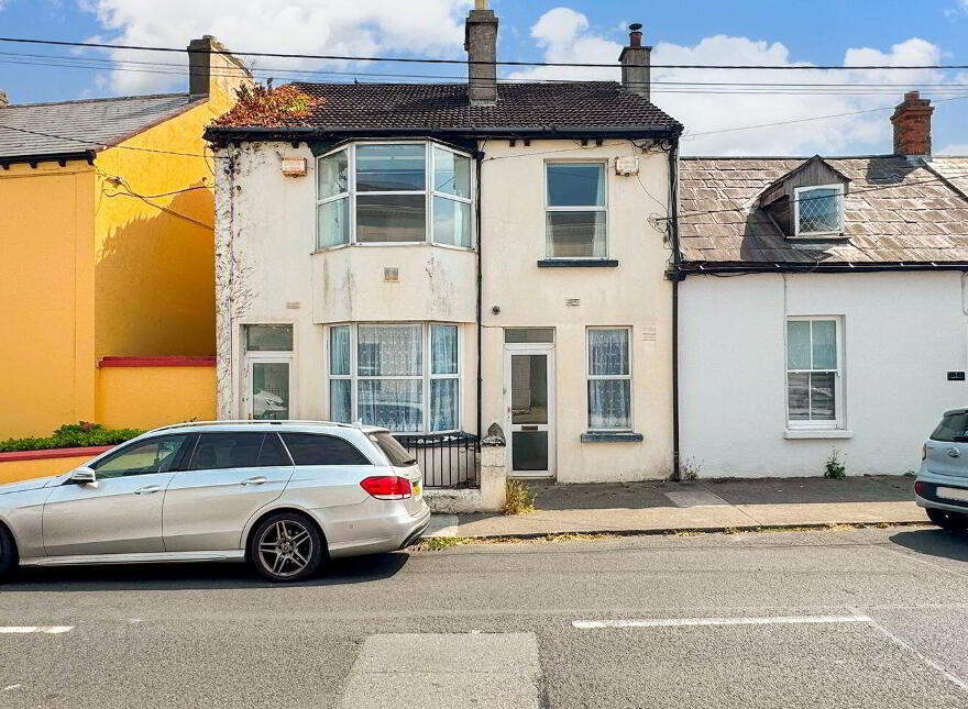 Apts, 1 & 2 Dunbur House, Seapoint Road, Bray, A98E033