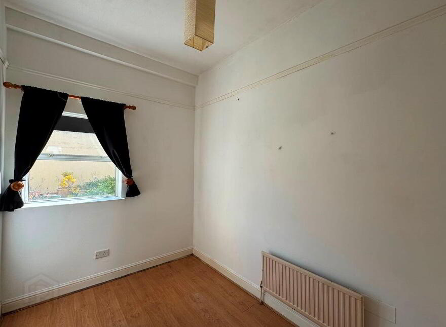 Apts, 1 & 2 Dunbur House, Seapoint Road, Bray, A98E033