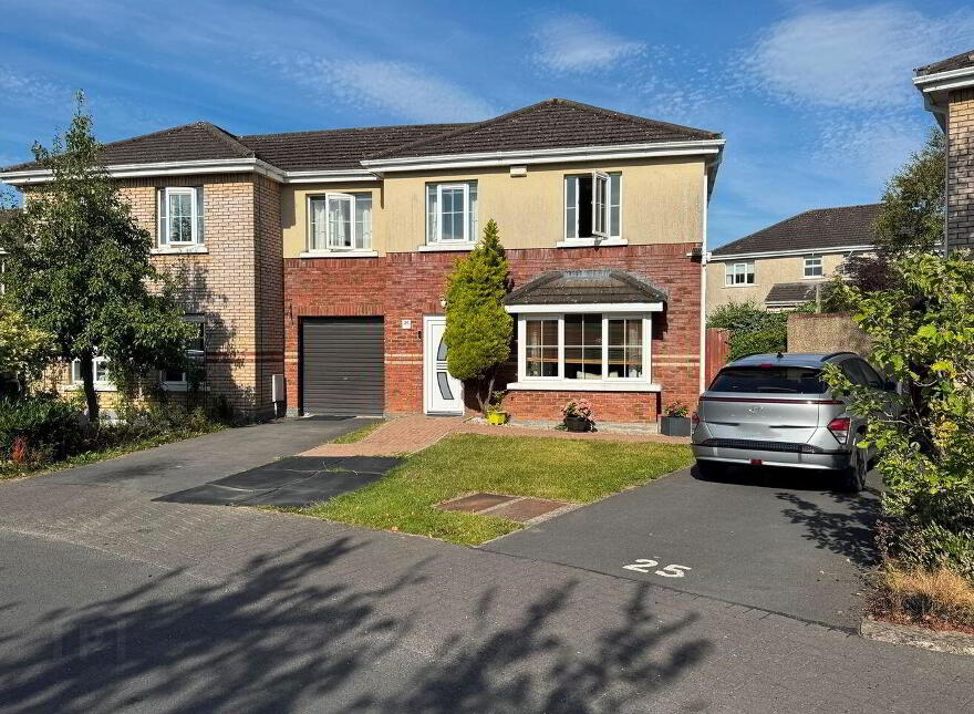 26 Mount Eustace Close, Dublin 15, D15W3X9