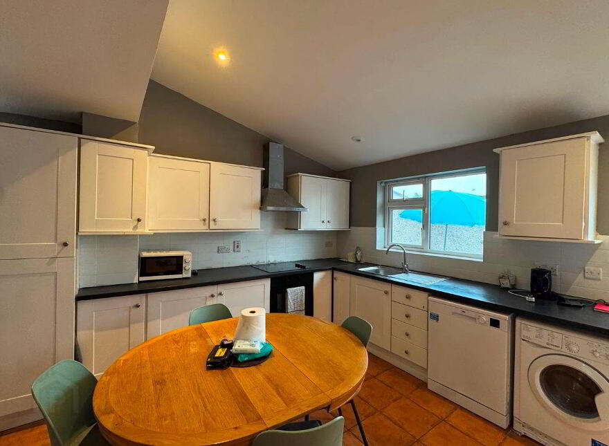 44 & 44A Shancastle Crescent, Clondalkin, Dublin 22, D22