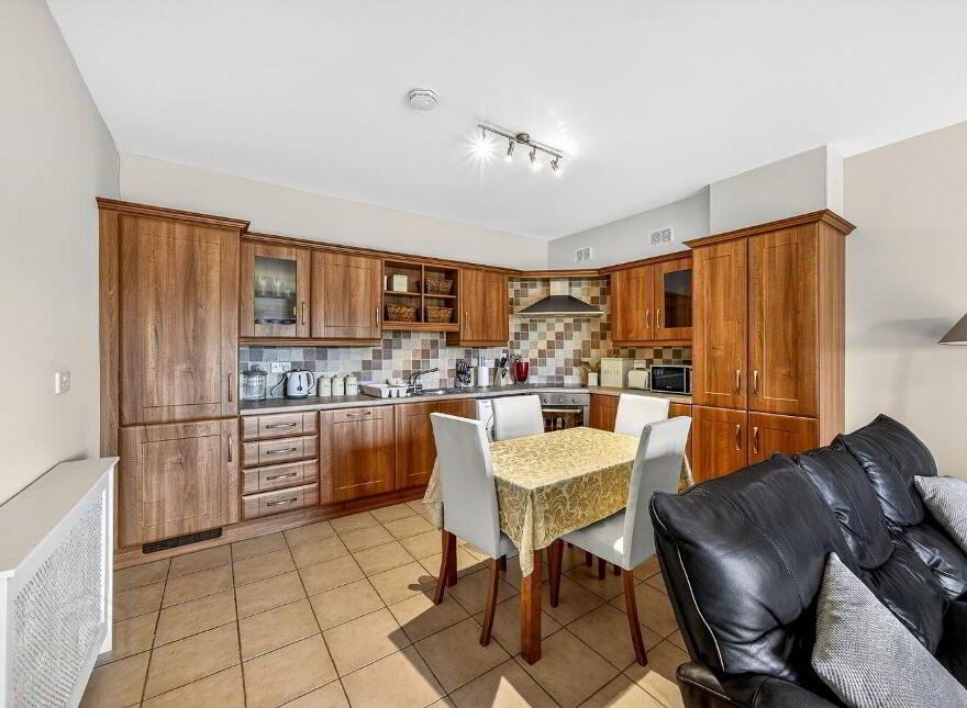 41 Mac Oisin Place, Dromod, N41P638