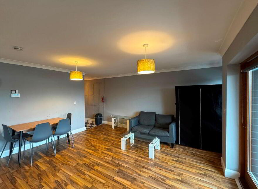 Apt 12, Poppintree Parade, Ballymun, Dublin 11, D11FN51