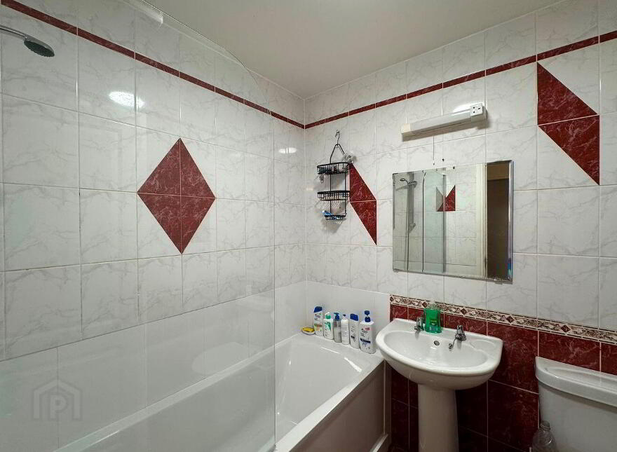 Apt 12, Poppintree Parade, Ballymun, Dublin 11, D11FN51
