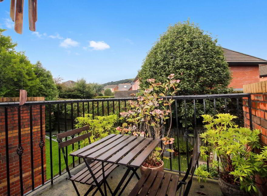 27 Glenisland Terrace, Carrickfergus, BT38 8RD