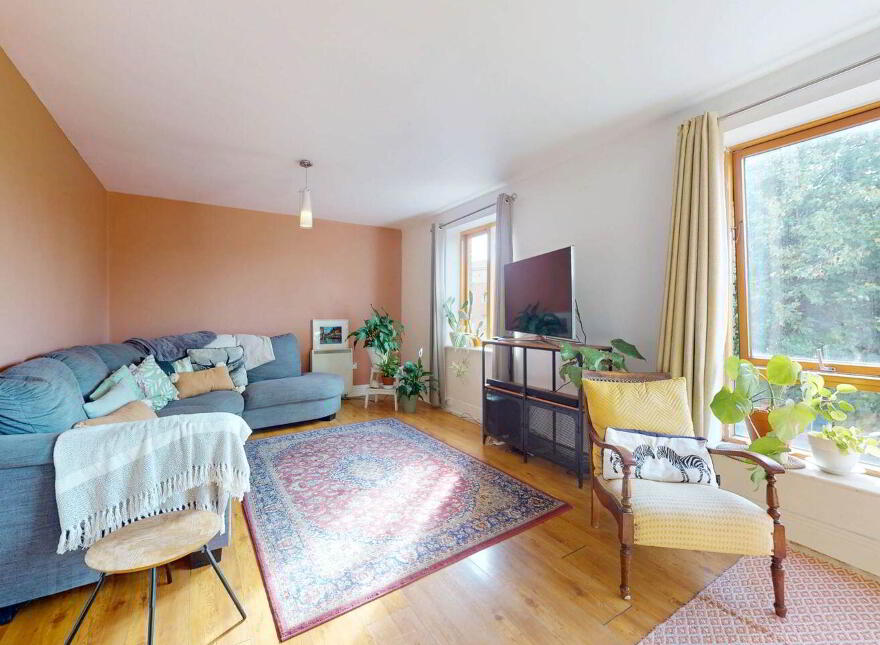 Apt 47, Steevens Gate, James St, Dublin 8, D08X2A8