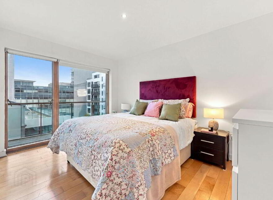 12 Gallery Quay, Block, 5 Grand Canal Dock, Grand Canal Dock, D02KW50
