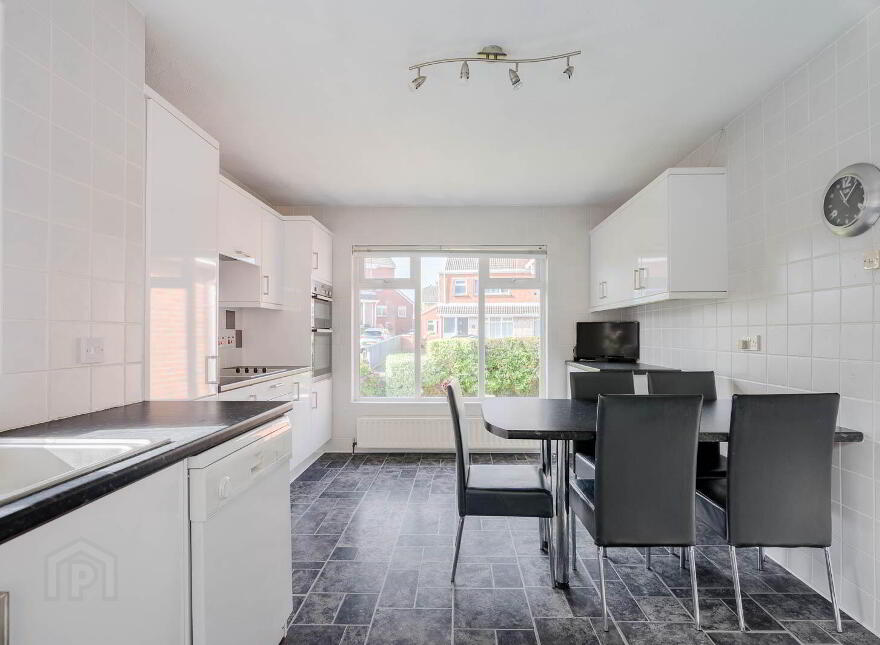 52 Rosepark, Donaghadee, BT21 0BN