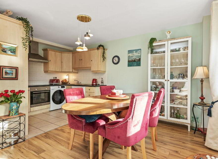 Apartment 11 Corn Lodge, Castlebridge, Y35NW26