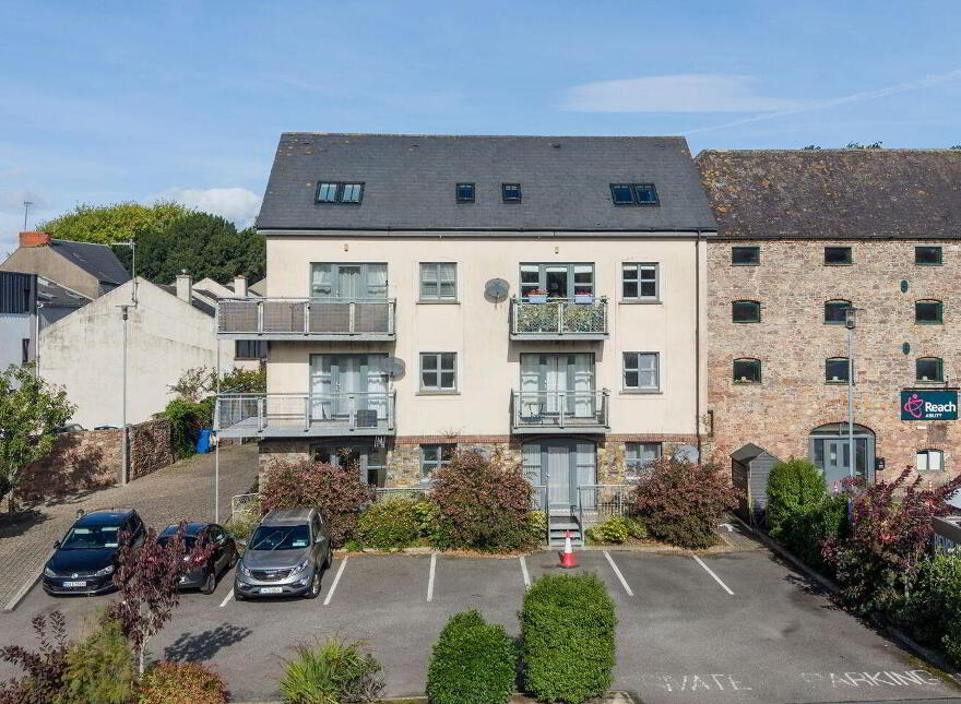 Apartment 11 Corn Lodge, Castlebridge, Y35NW26