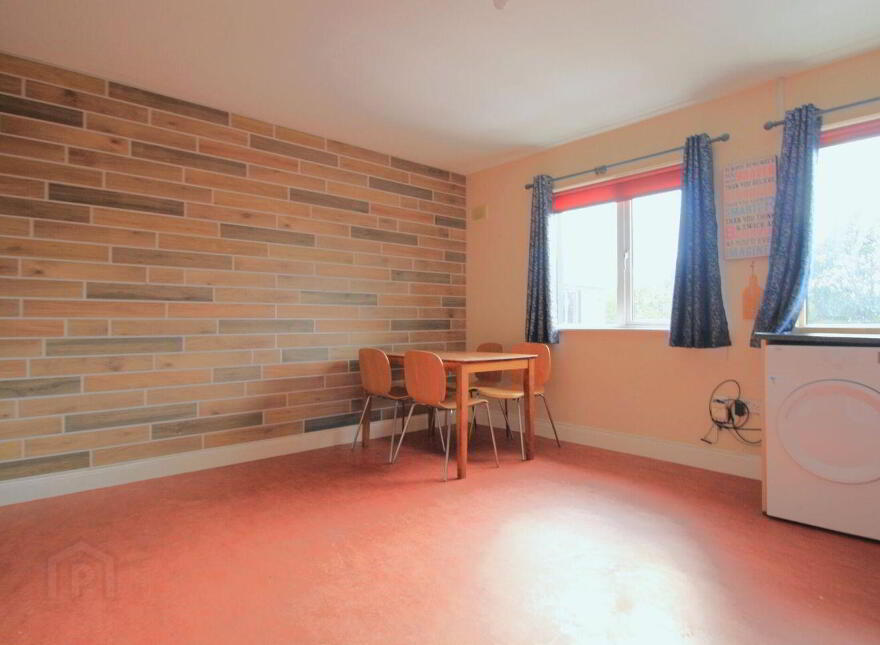 Apt 4 Liddiard House, Burrin Rd, R93KC79