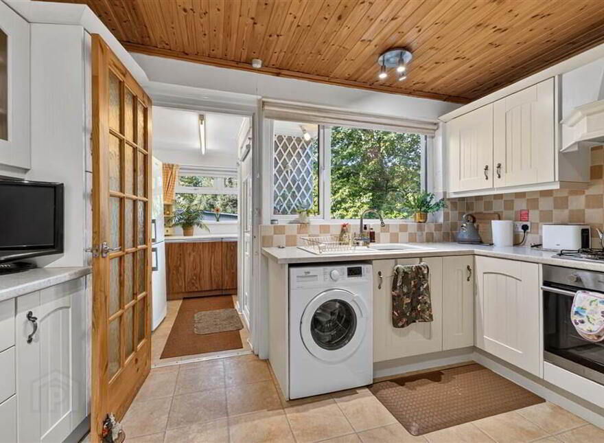 58 Lisburn Steet, Royal Hillsborough, BT26 6AB