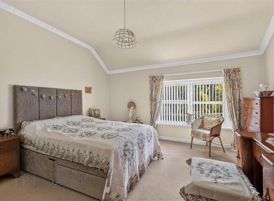 58 Lisburn Steet, Royal Hillsborough, BT26 6AB
