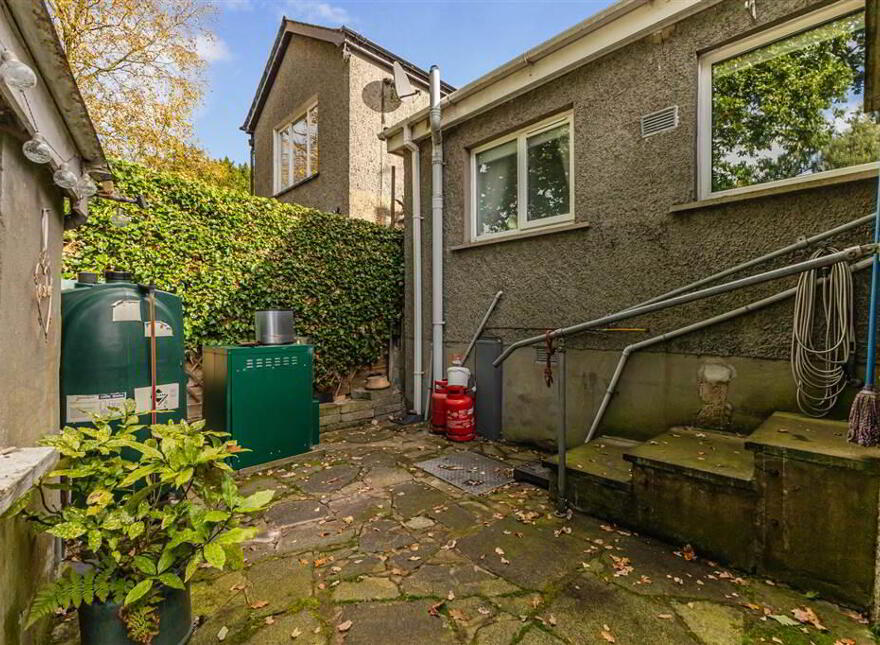 58 Lisburn Steet, Royal Hillsborough, BT26 6AB