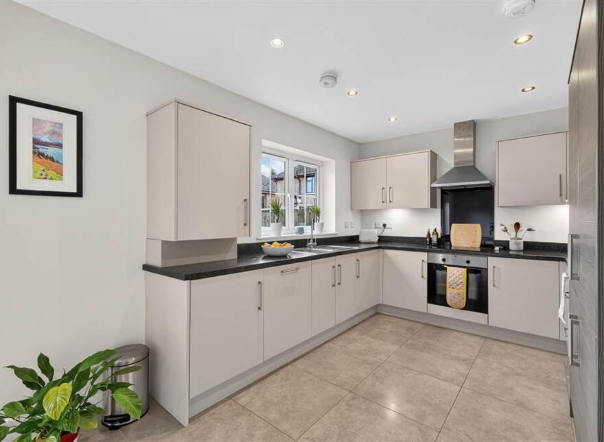 2a Llewellyn Drive, Lisburn, BT27 4AQ