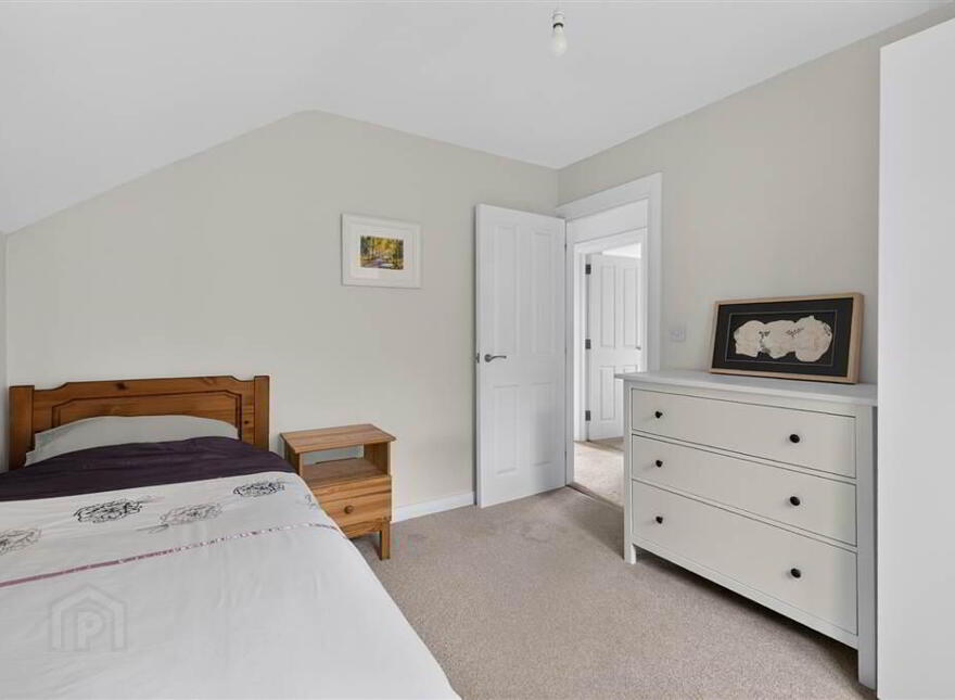 2a Llewellyn Drive, Lisburn, BT27 4AQ