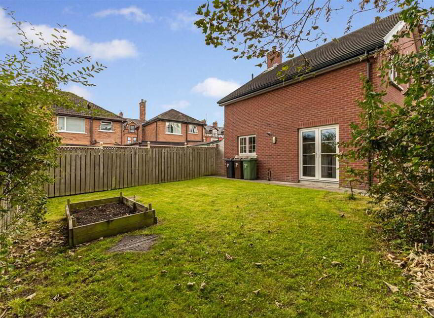 2a Llewellyn Drive, Lisburn, BT27 4AQ