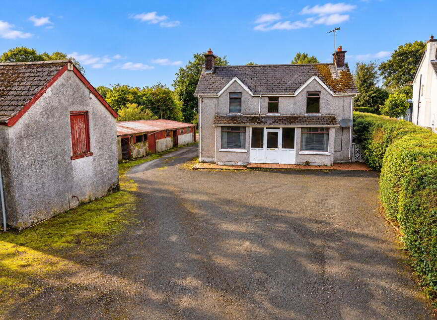 52 Woodside Road, Broughshane, Ballymena, BT42 4QH