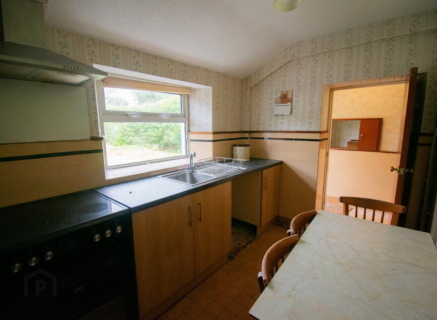 52 Woodside Road, Broughshane, Ballymena, BT42 4QH