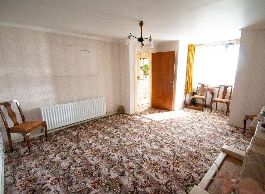52 Woodside Road, Broughshane, Ballymena, BT42 4QH