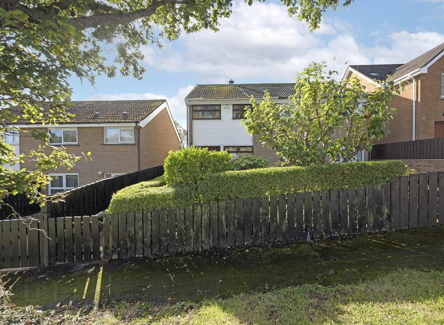 702 Pinebank, Craigavon, BT65 5DA