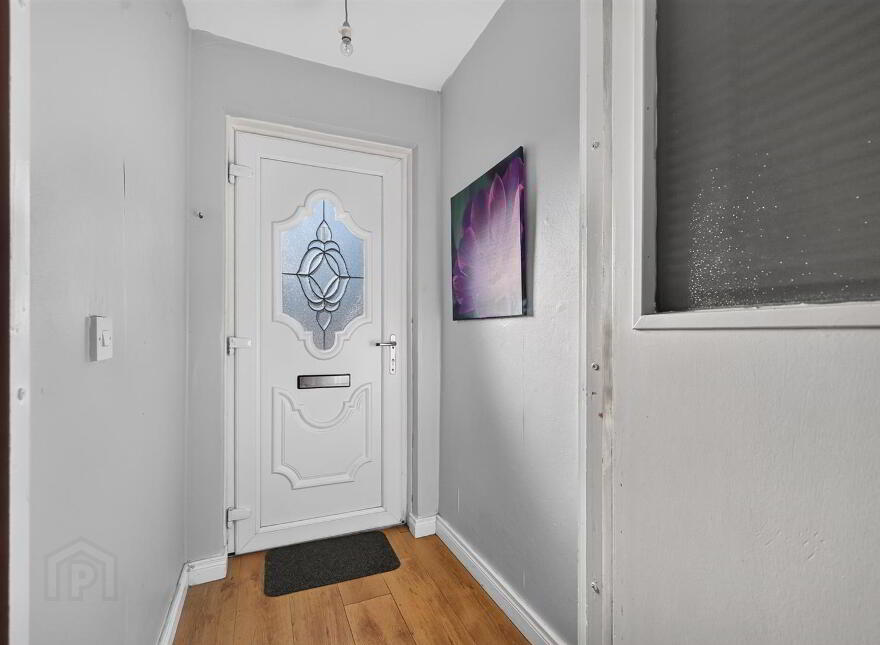 6 Roosevelt Rise, Donegall Road, Belfast, BT12 5RN
