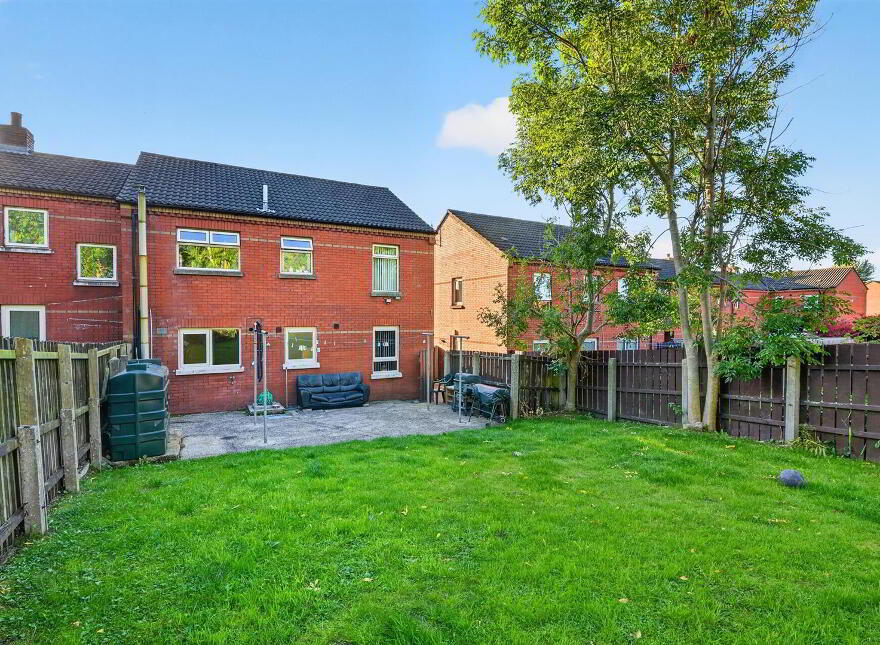 6 Roosevelt Rise, Donegall Road, Belfast, BT12 5RN