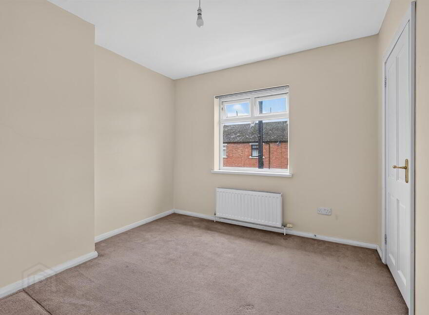 18 Empire Parade, Belfast, BT12 6GN