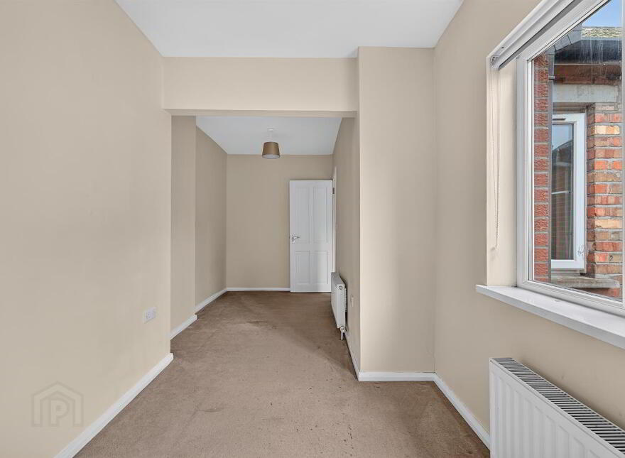 18 Empire Parade, Belfast, BT12 6GN
