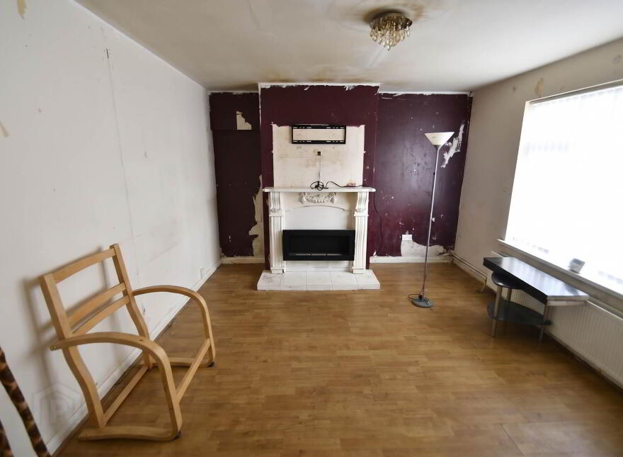 16 Watermouth Crescent, Belfast, BT12 7FH