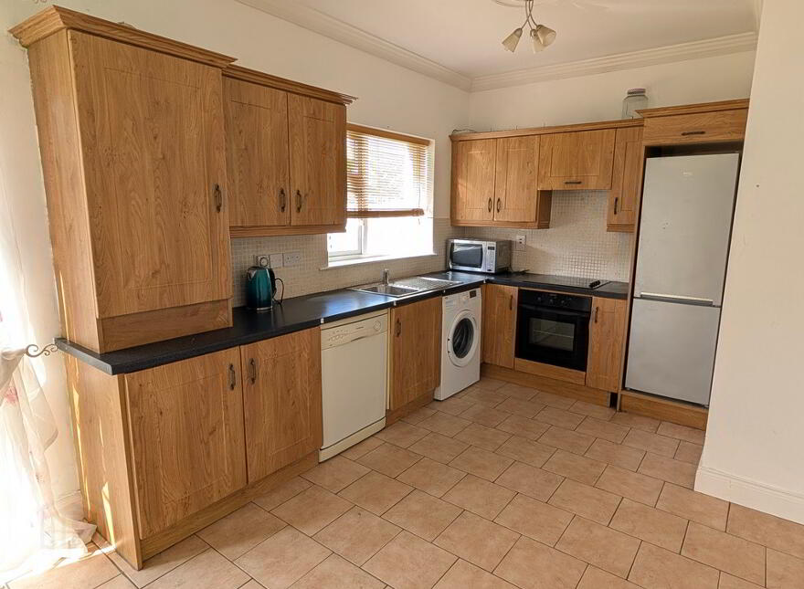 26 Castleforde, Ballyconnell, H14X276