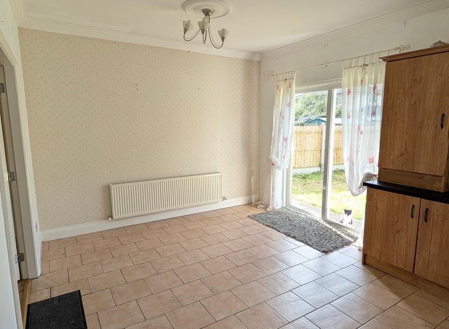 26 Castleforde, Ballyconnell, H14X276