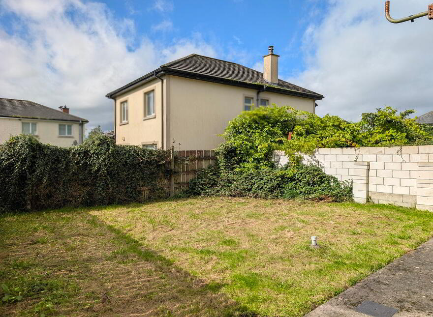 26 Castleforde, Ballyconnell, H14X276