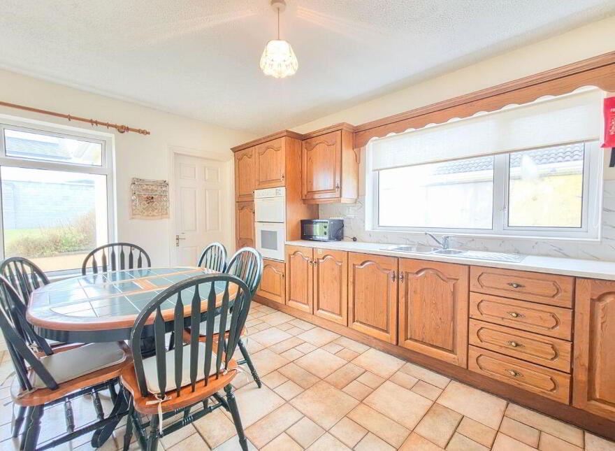 28 Knights Park, Castlebar, F23EA07