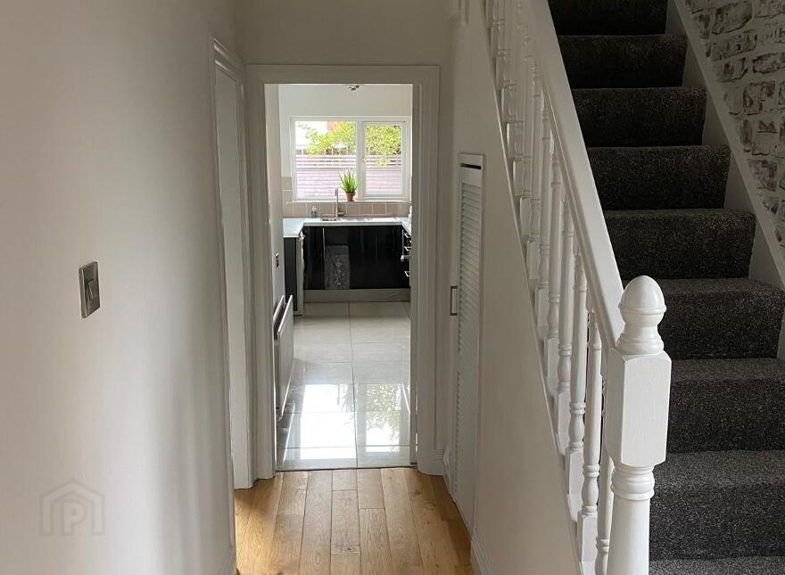 40 Loopland Drive, Belfast, BT6 9DX