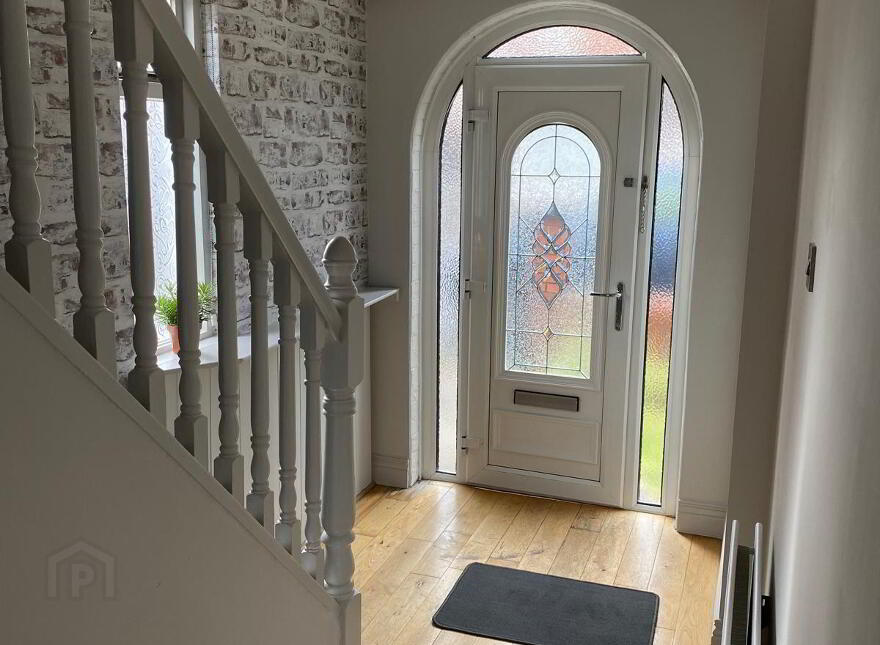 40 Loopland Drive, Belfast, BT6 9DX
