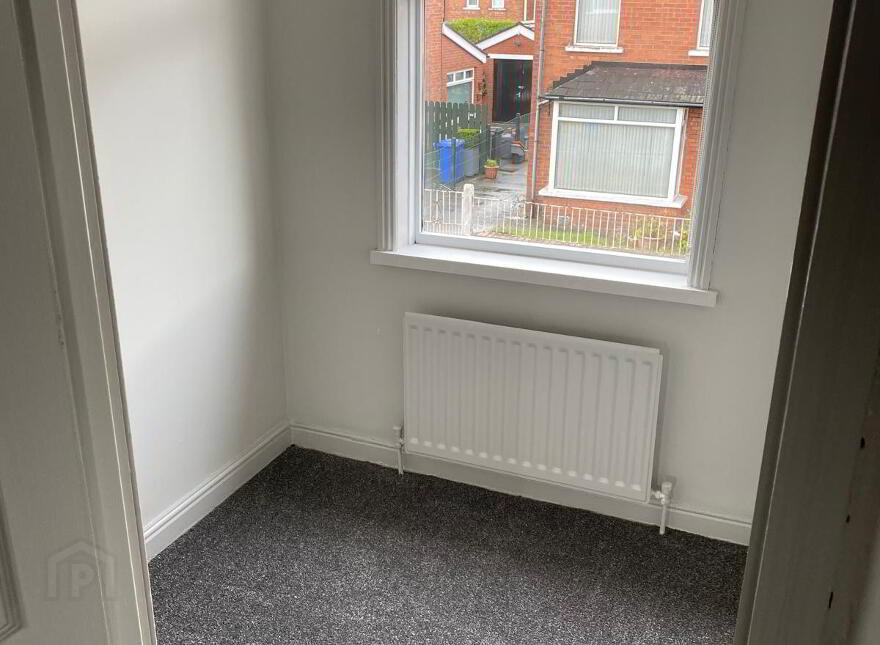40 Loopland Drive, Belfast, BT6 9DX