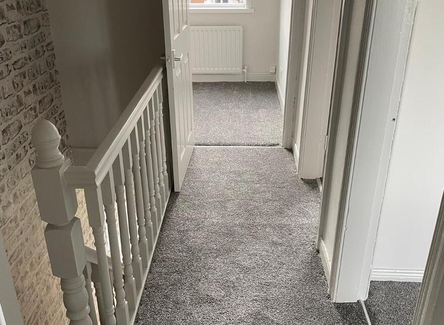 40 Loopland Drive, Belfast, BT6 9DX