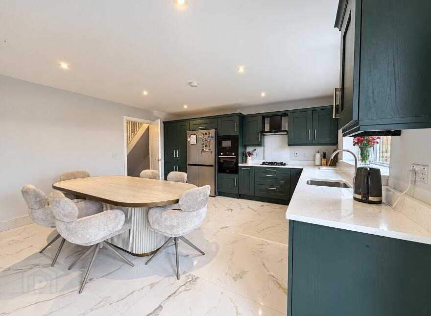 92 Crieve Mor Avenue, Crievesmith, Letterkenny, F92R2DY