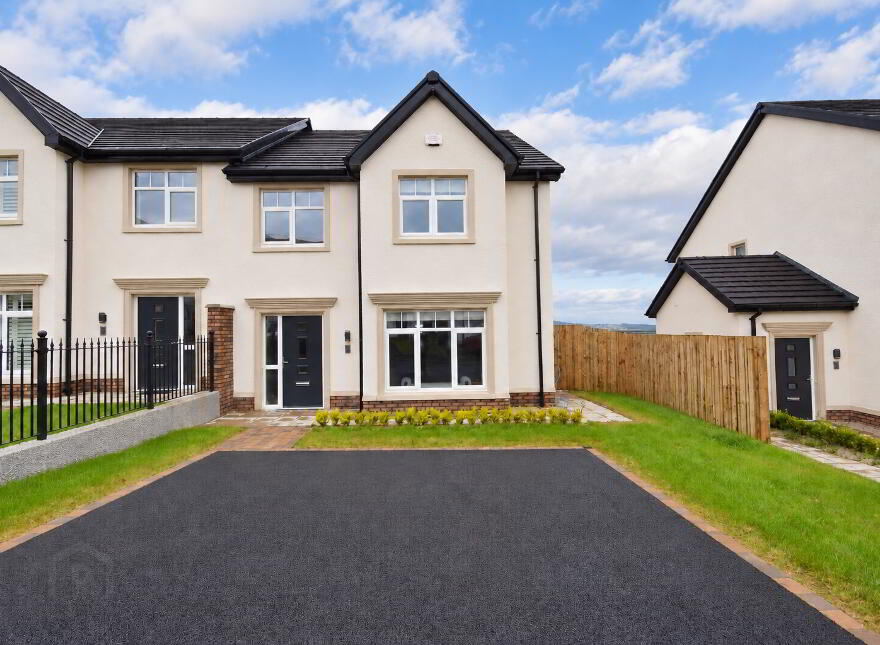 92 Crieve Mor Avenue, Crievesmith, Letterkenny, F92R2DY