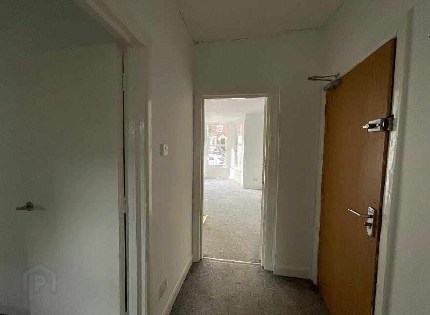 Apt 1, 10 Cliftonville Avenue, Apartment 1, Belfast, BT14 6BX