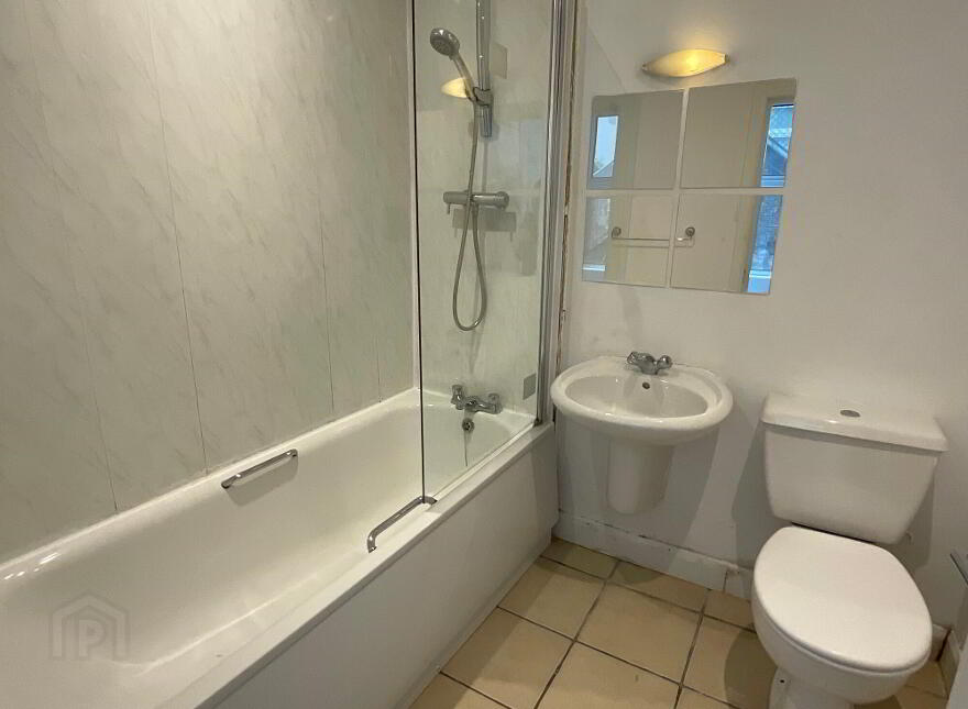 Apt 1, 10 Cliftonville Avenue, Apartment 1, Belfast, BT14 6BX