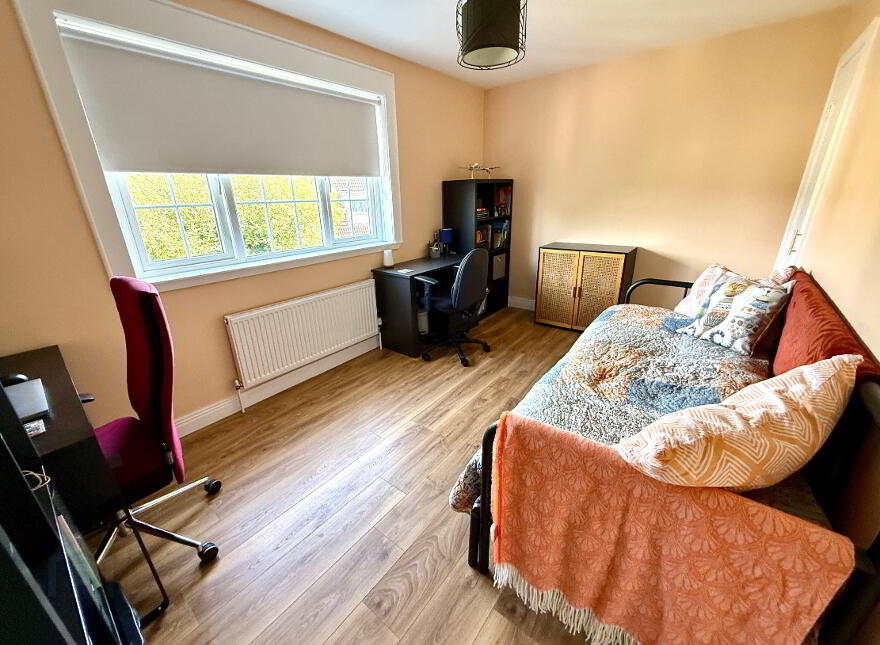 3 Glenside Gardens, Derry, BT48 0BT
