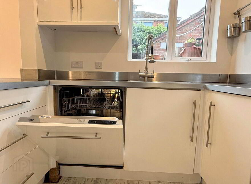 37 Garnerville Park, Belfast, BT4 2NY