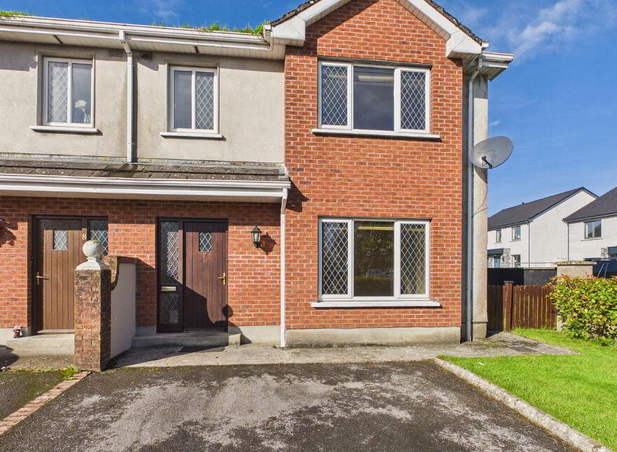 7 Abbeyfields, Loughrea, H62E972 photo