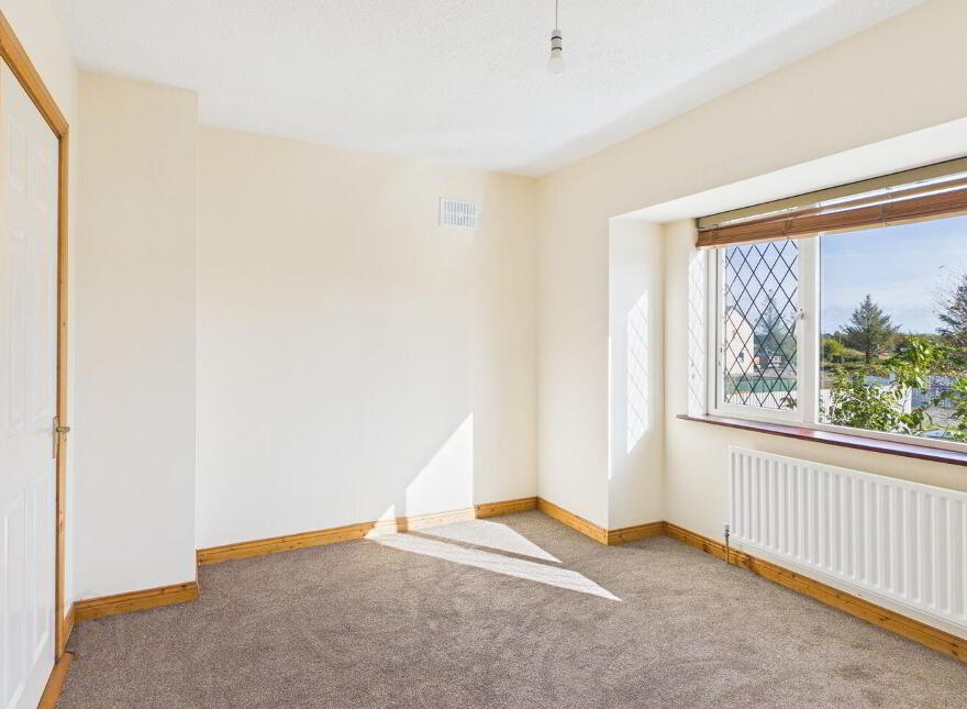 7 Abbeyfields, Loughrea, H62E972